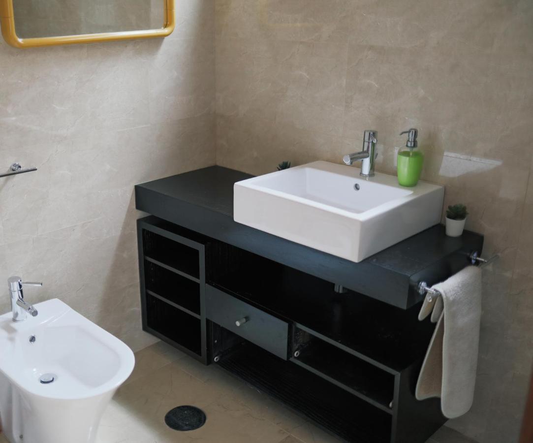 Hostel Mindelo Eksteriør billede